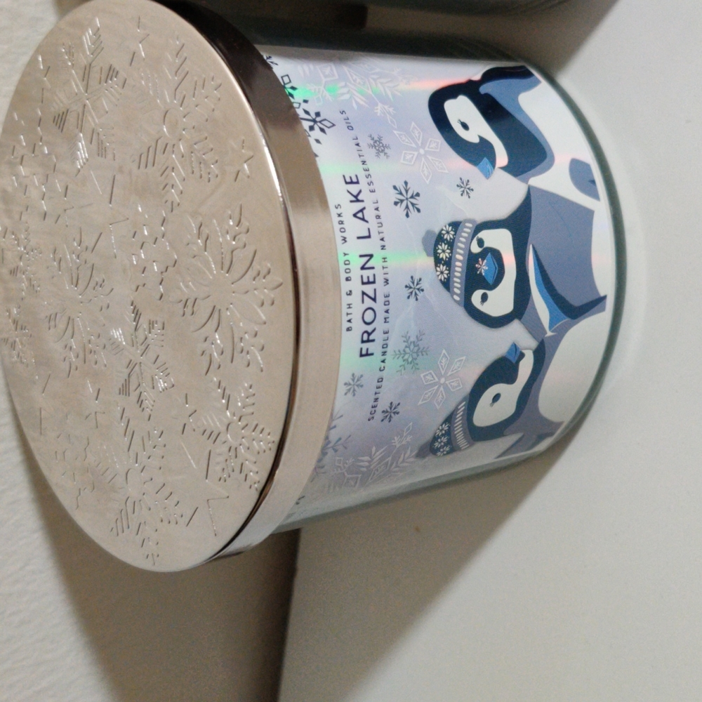 COPY frozen lake - Bath & body 3 wicked candles